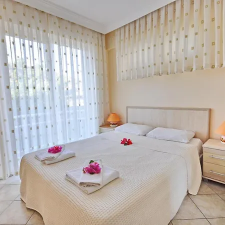 Апартаменты Sunset Beach Club Aqualettings Aqua 11 *